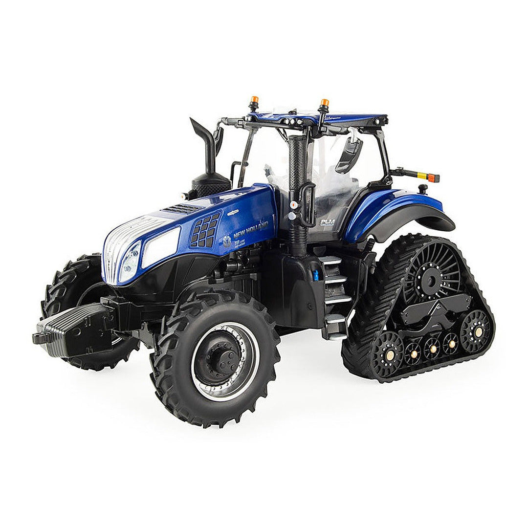 Ertl 13944 1/32 Scale New Holland T8.435 Smarttrax Tractor