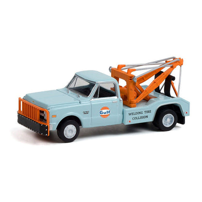 Greenlight 30275 1/64 Scale Gulf Oil 'Welding Tire Collision'