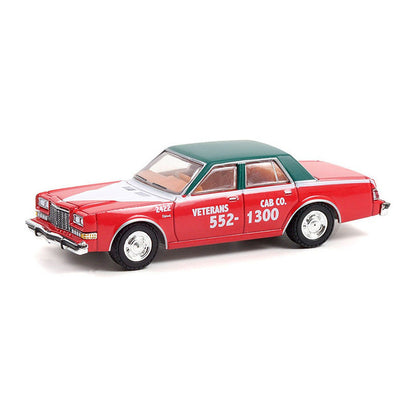 Greenlight 30283 1/64 Scale Veteran'S Cab Co. - 1983 Dodge Diplomat