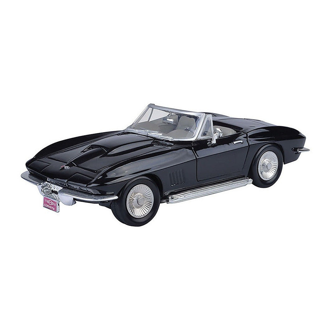 Motormax 73224AC-BK 1/24 Scale 1967 Chevrolet Corvette