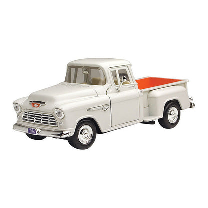 Motormax 73236AC-WT 1/24 Scale 1955 Chevrolet 5100 Stepside Pickup