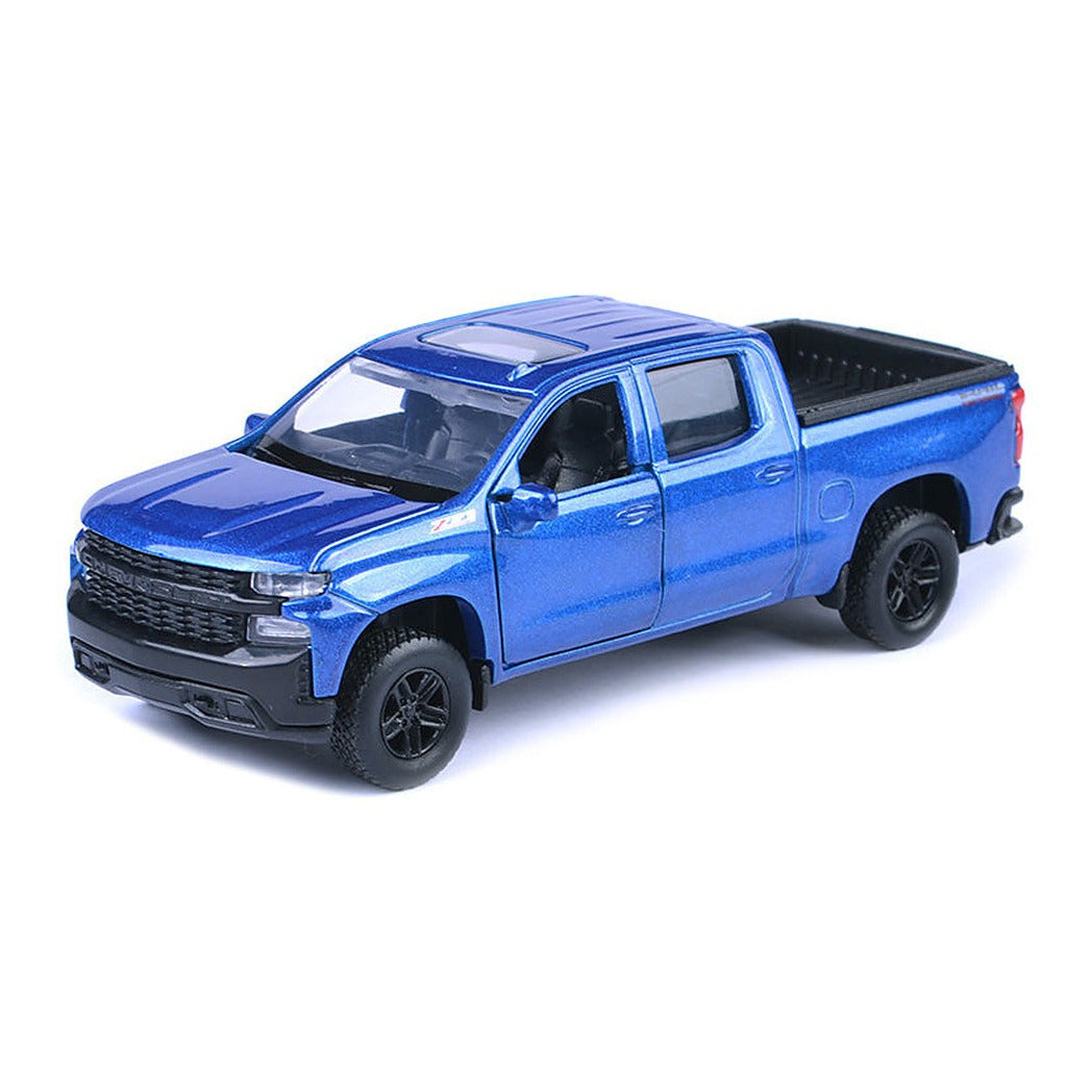 Motormax 73677AL-MBL  Scale 2019 Chevrolet Silverado Trail Boss