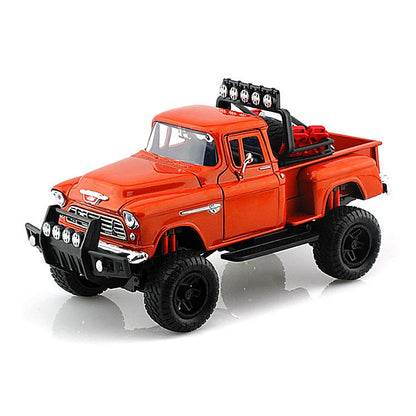 Motormax 79133 1/24 Scale 1955 Chevrolet 5100 Stepside Off-Road Pickup
