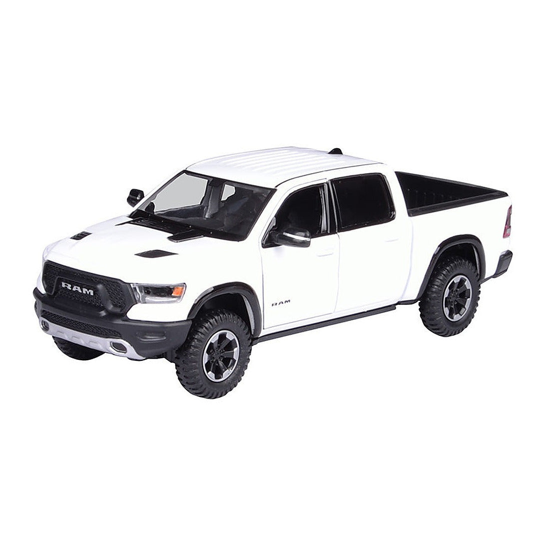 Motormax 79358WT 1/27 Scale 2019 Ram 1500 Rebel Crew Cab Pickup