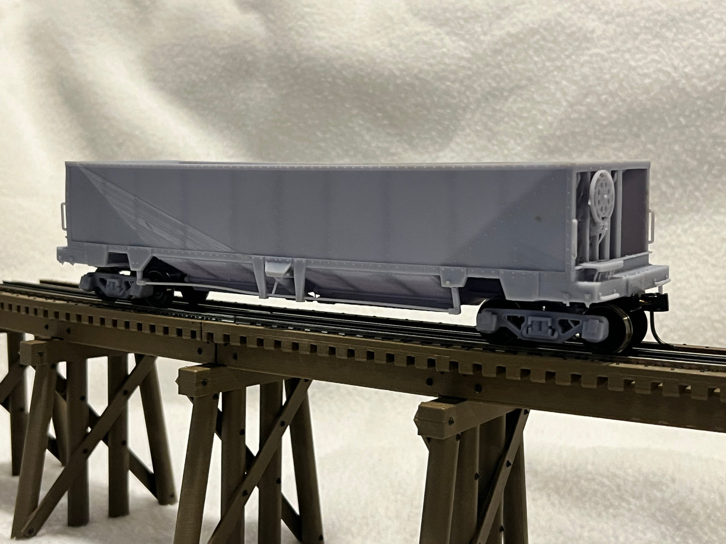 US Gypsum (USG) Railroad gondola in HOn3, Sn3, On30, On3