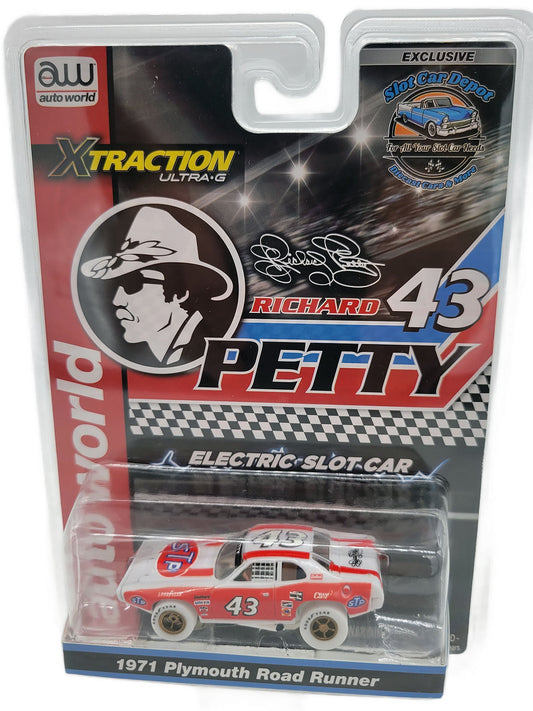 Auto World Exclusive iWheels Richard Petty '71 Plymouth Road Runner HO Slot Car