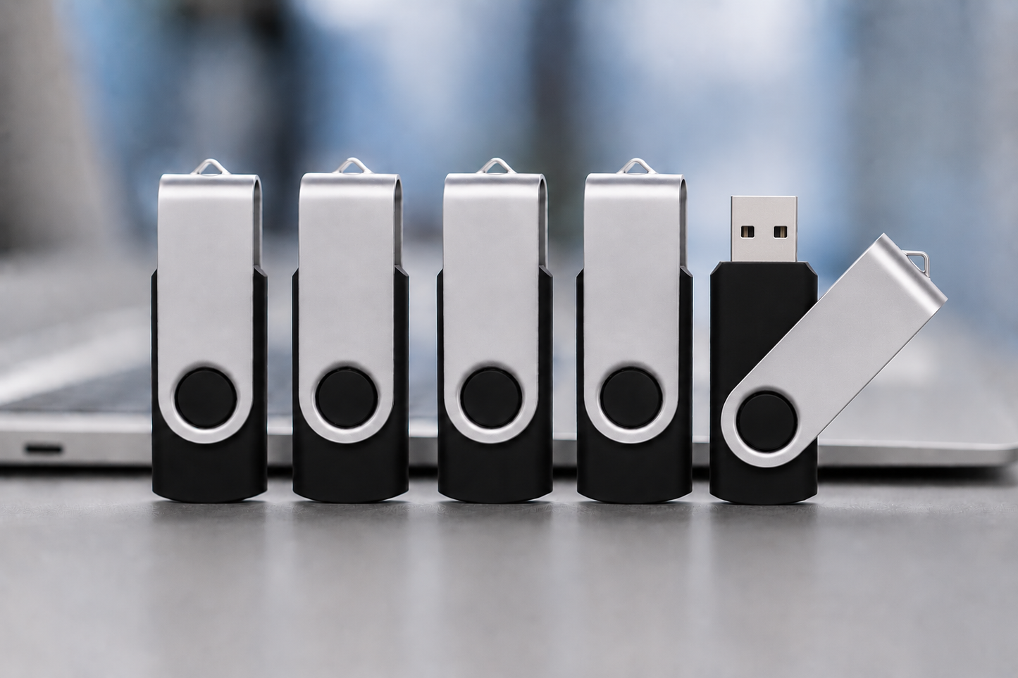Classic SWM Bundle USB 2.0 Flash Drive Unprinted