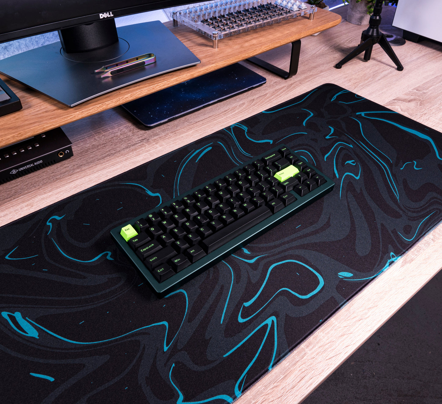 Marble Liquid V2 Desk Mat