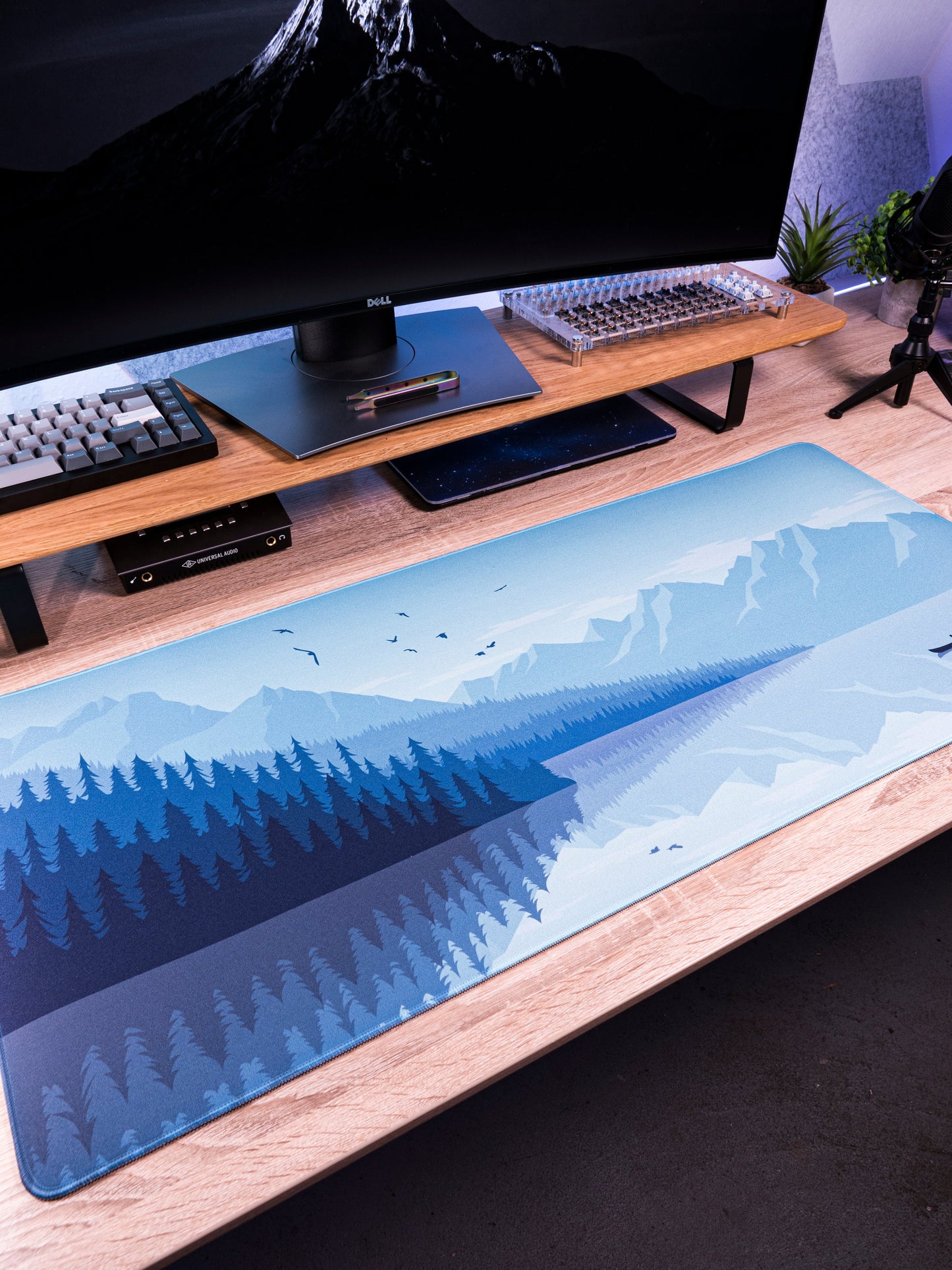 Alberta V2 Desk Mat