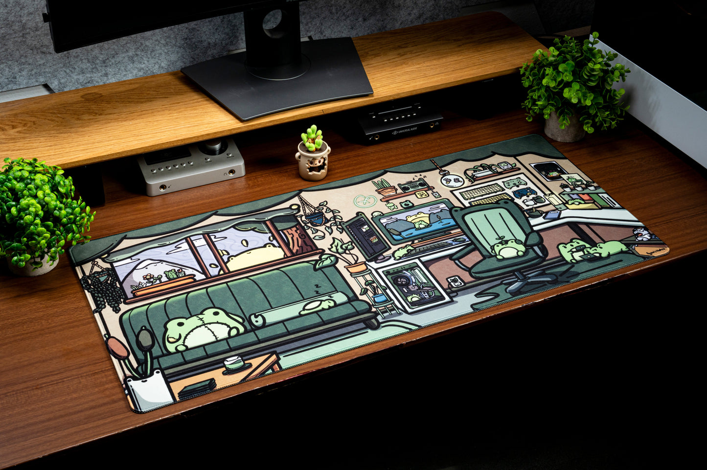 Froggy Office Desk Mat from Hipyo Tech x Ryan's Notes