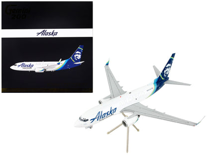 Boeing 737-700BDSF Commercial Aircraft "Alaska Air Cargo" White with Blue Tail "Gemini 200" Series 1/200 Diecast Model Airplane by GeminiJets  free shipping USA
