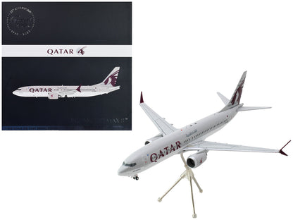 Boeing 737 MAX 8 Commercial Aircraft "Qatar Airways" Gray and White with Tail Graphics "Gemini 200" Series 1/200 Diecast Model Airplane by GeminiJets  free shipping USA