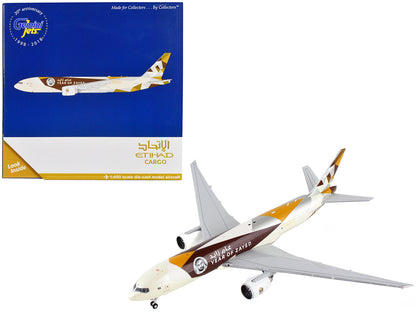 Boeing 777F Commercial Aircraft "Etihad Cargo - Year of Zayed" White with Graphics 1/400 Diecast Model Airplane by GeminiJets  free shipping USA