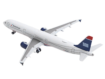 Airbus A321 Commercial Aircraft "American Airlines" (N578UW) Gray with Blue Tail 1/500 Diecast Model by Herpa