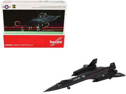Lockheed SR-71B Blackbird Stealth Aircraft "9th Strategic Reconnaissance Wing Beale Air Base Gumby" United States Air Force 1/200 Diecast Model Airplane by Herpa  free shipping USA