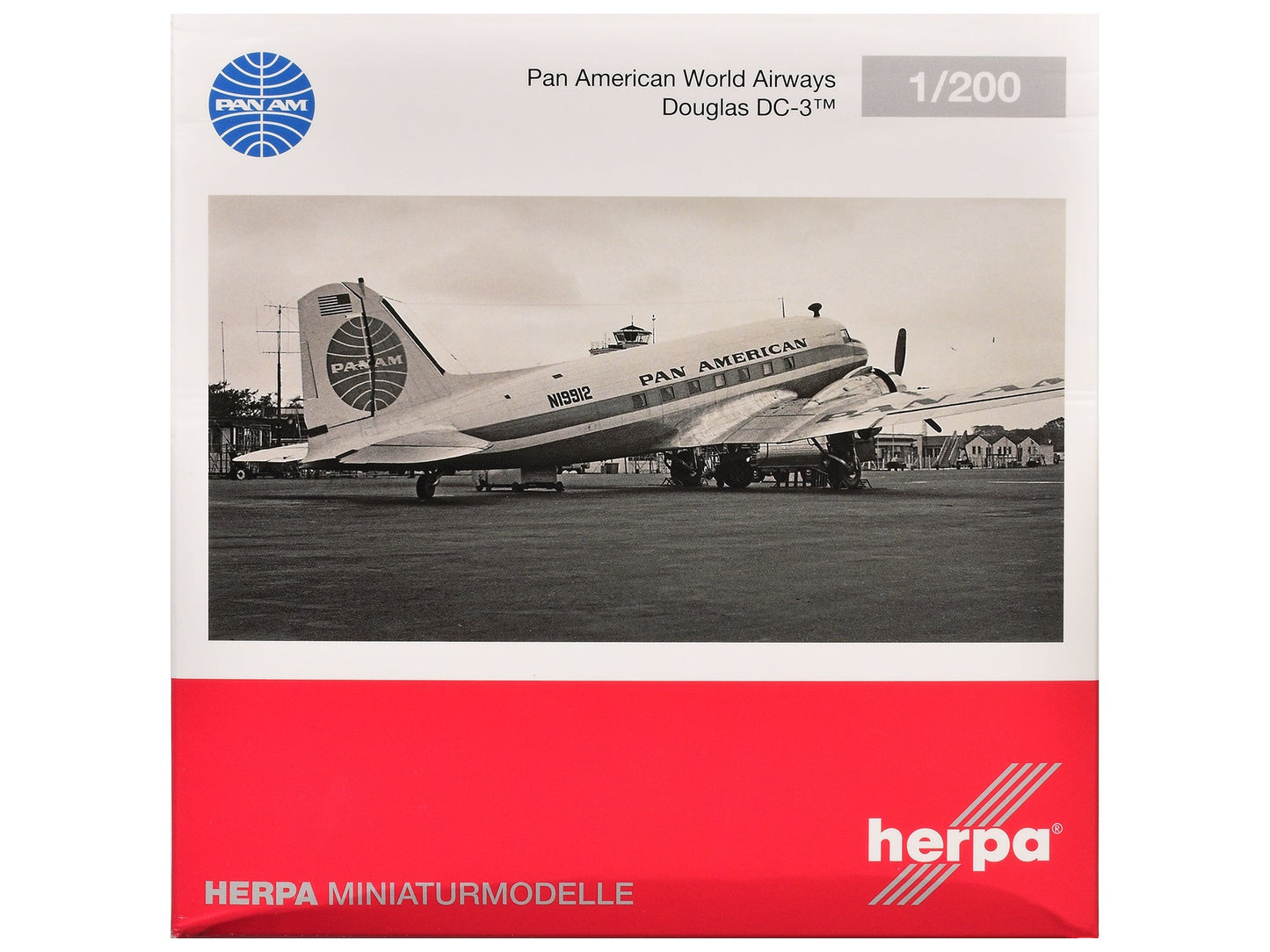 Douglas DC-3 Commercial Aircraft "Pan American World Airways" (N19912) White with Blue Stripes 1/200 Diecast Model Airplane by Herpa  free shipping USA