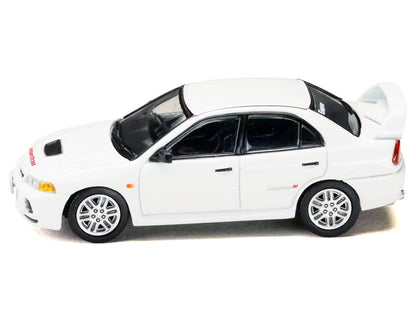 Mitsubishi Lancer RS Evolution IV RHD (Right Hand Drive) "MonStar" White "Initial D" (1995-2013) Manga "Diorama Set Series" 1/64 Diecast Model car by Hobby Japan