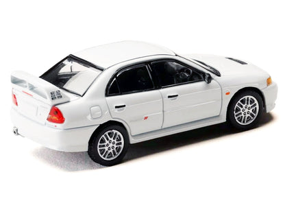 Mitsubishi Lancer RS Evolution IV RHD (Right Hand Drive) "MonStar" White "Initial D" (1995-2013) Manga "Diorama Set Series" 1/64 Diecast Model car by Hobby Japan