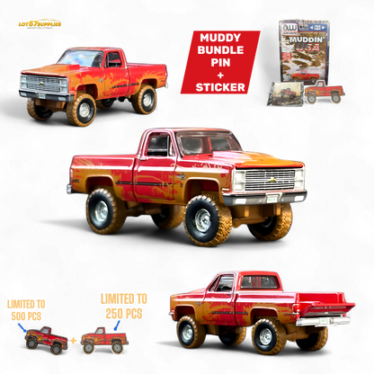 Auto World 1983 Chevrolet Silverado K10 4x4 Muddy LIFTED Squarebody 1:64 BUNDLE 1:64