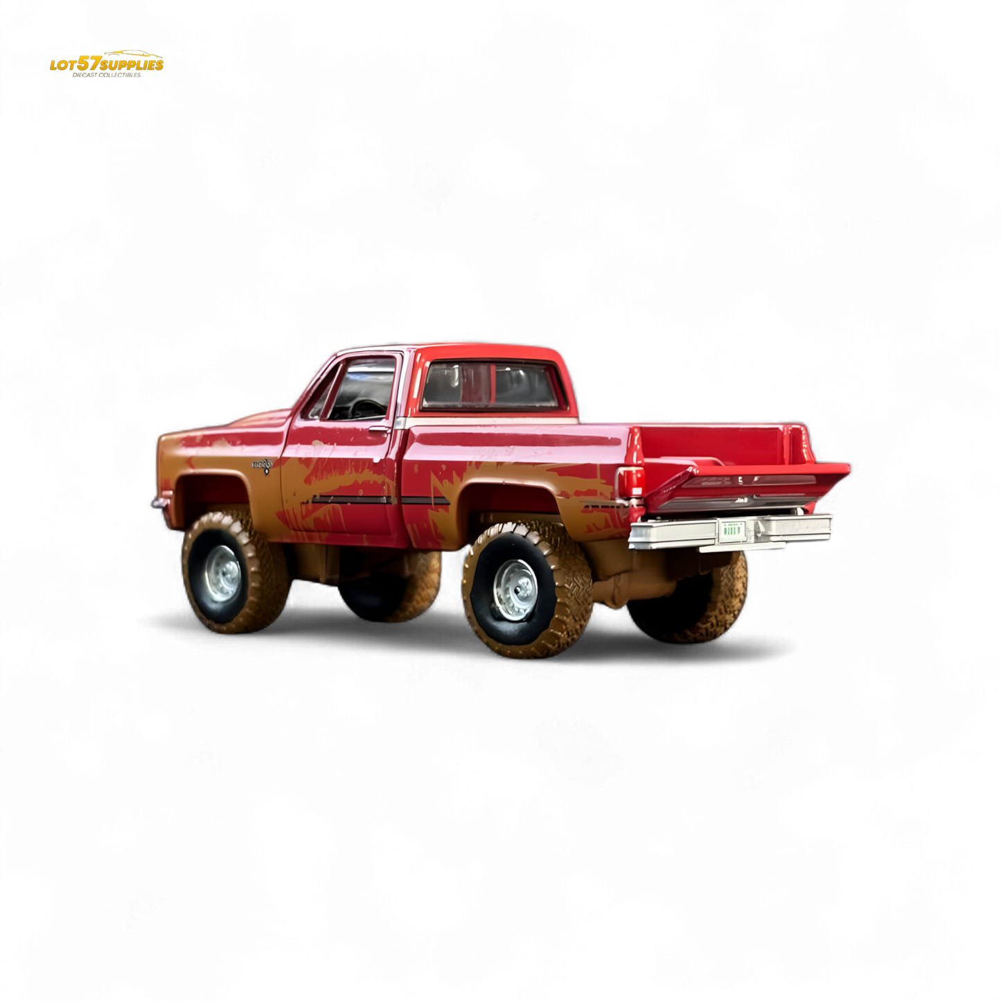 Auto World 1983 Chevrolet Silverado K10 4x4 Muddy LIFTED Squarebody 1:64