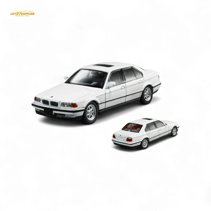 DCM BMW E38 740iL 7-Series in White 1:64