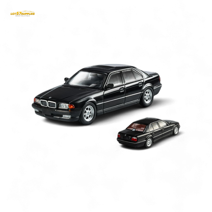 DCM BMW E38 740iL Black 1:64