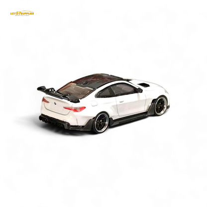 Street Weapon BMW M4 G82 Widebody in White 1:64