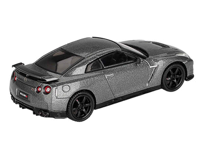 Nissan GT-R Nismo R35 CRS Version RHD (Right Hand Drive) Dark Metal Gray Metallic Limited Edition 1/64 Diecast Model Car by Mini GT
