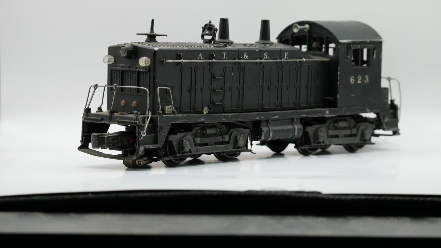 Lionel 623 SANTA FE NW2 SWITCHER, 52-54