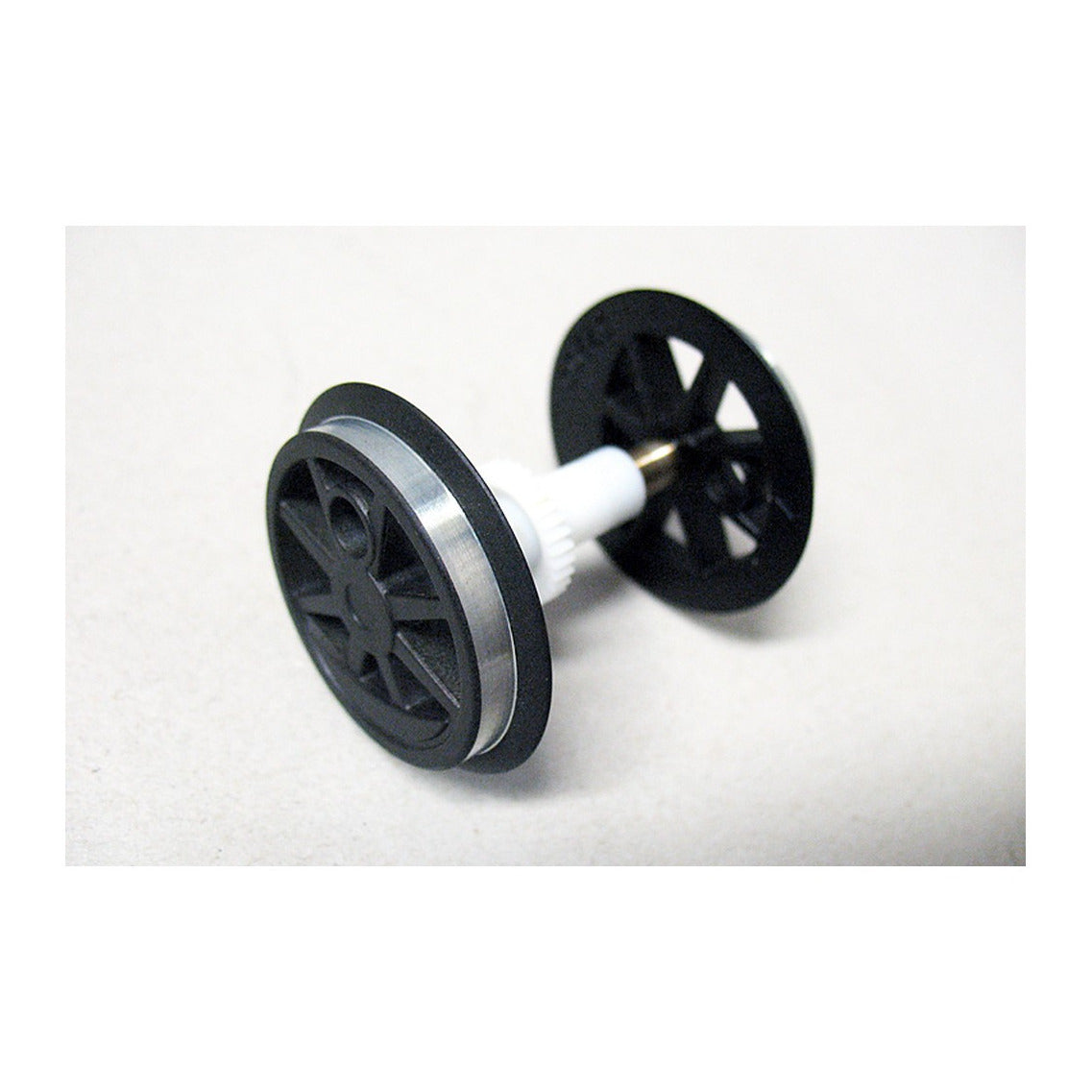 Piko 36174 G Scale 0-6-0 Geared Wheelset