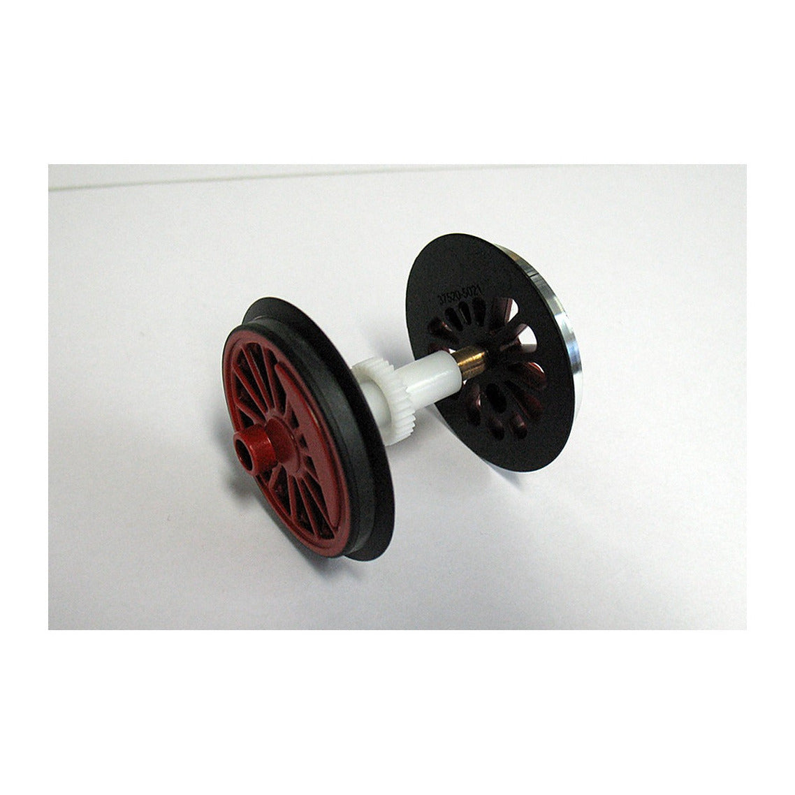 Piko 36179 G Scale BR194 Ball Bearing Traction Wheelset, Red