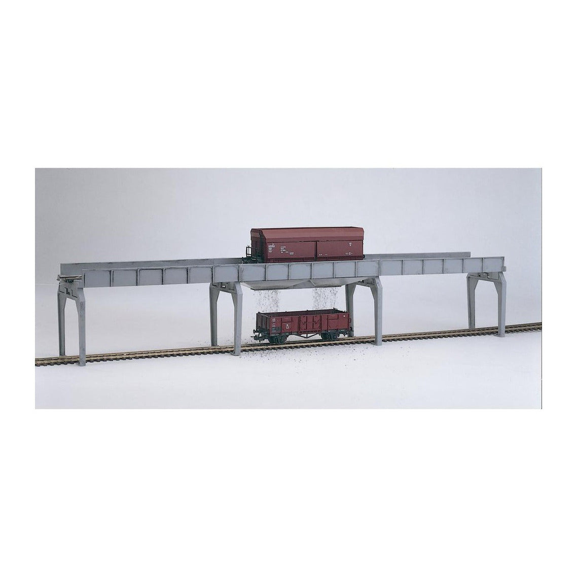 Piko 61122 HO Scale Unloading Bridge for Hopper Cars Kit