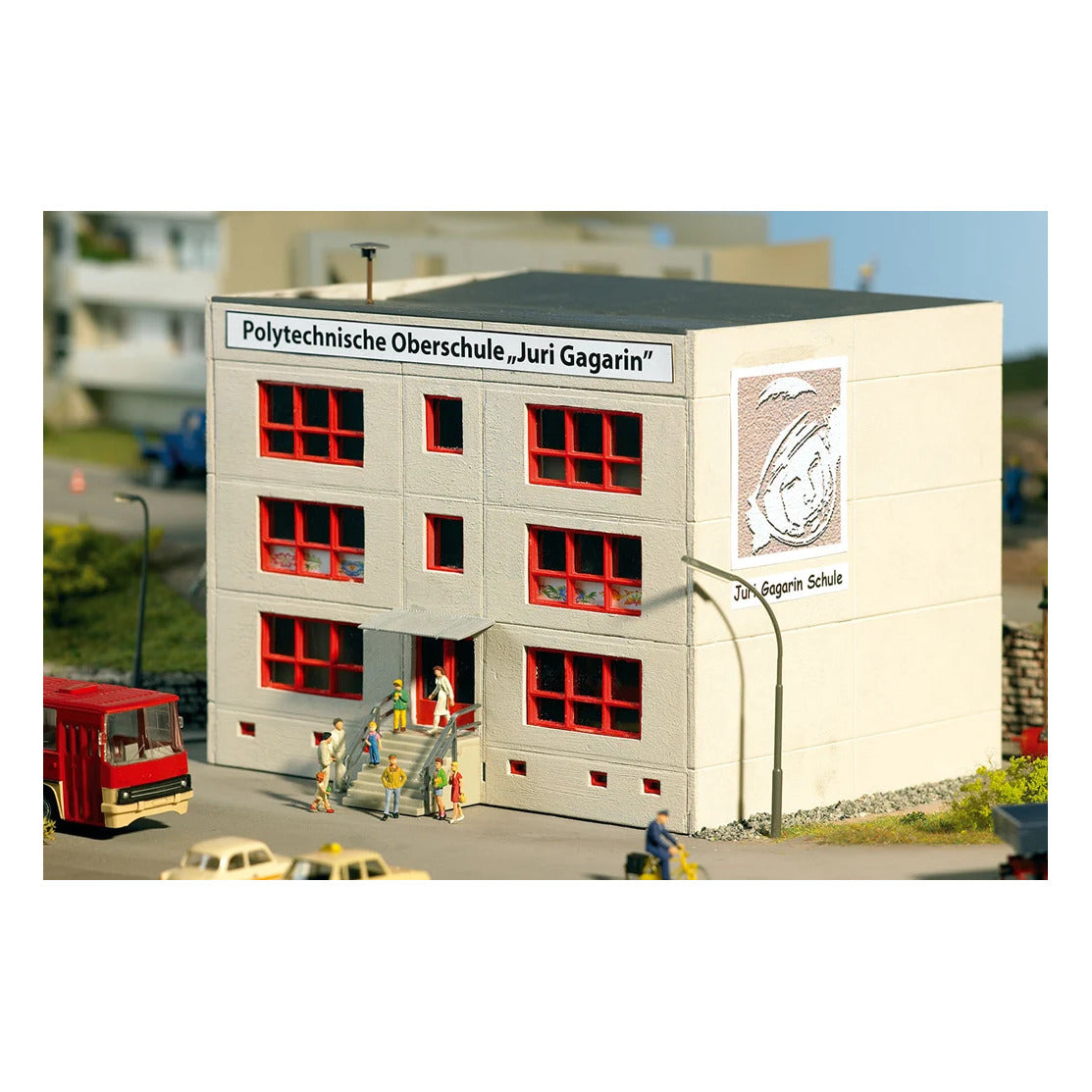 Piko 61150 HO Scale Prefab School Building Kit