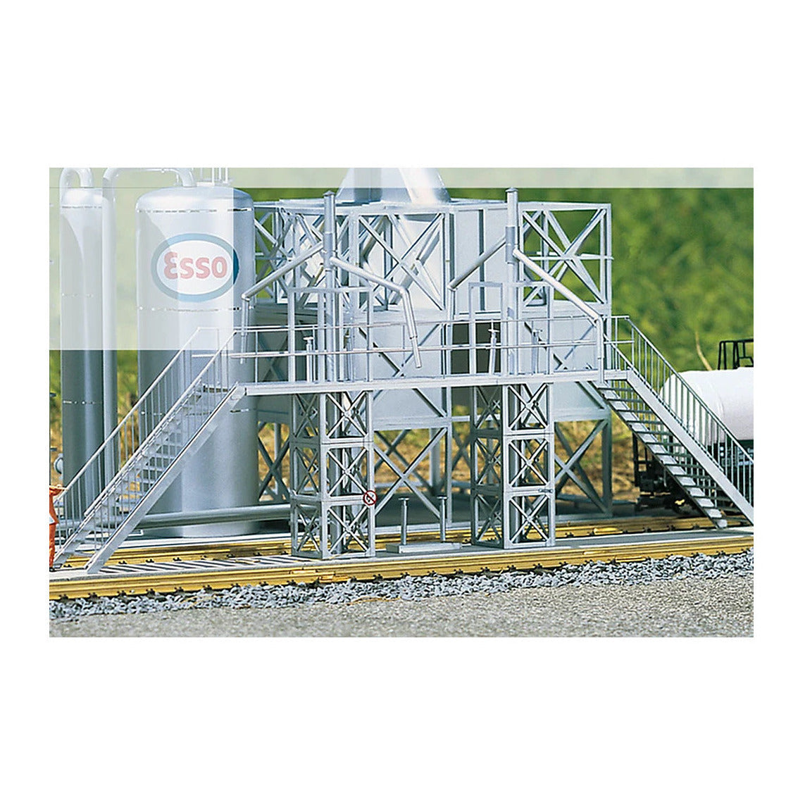 Piko 62049 G Scale Refinery Loading Dock, Building Kit