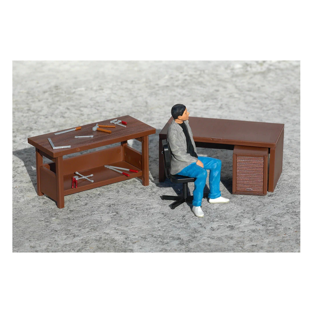Piko 62293 G Scale Work Shop Accessory Set