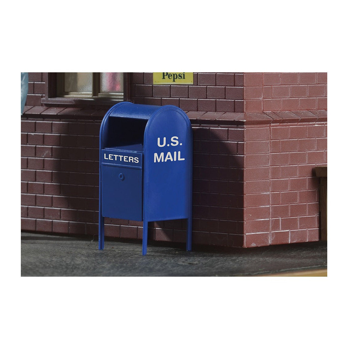 Piko 62297 G Scale Mailboxes, 4 Pieces