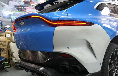 Facelift Car Front Bumper Grilles Rear Bumpers Exhaust Pipes Side Skirts Carbon Body Kit for Aston Martin DBX 707 Bodykit