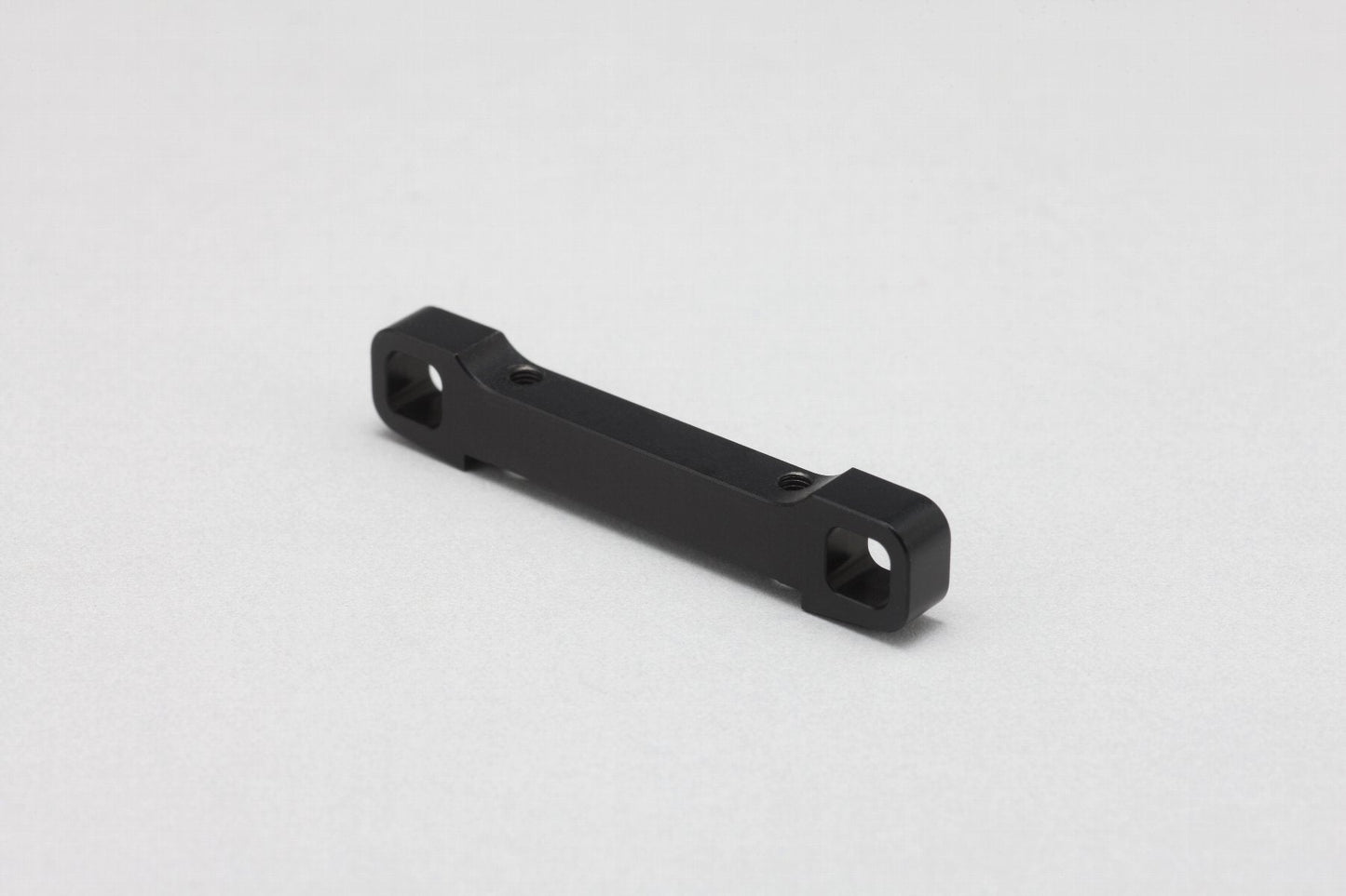 S4-300RRA Yokomo Aluminum Rear Suspension Mount (Rear)