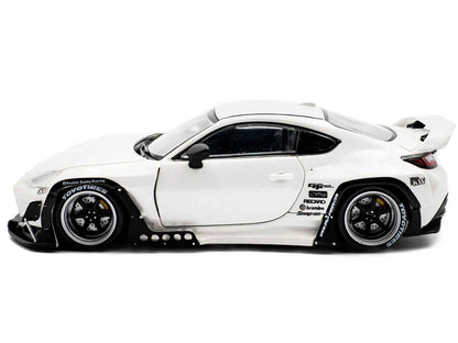 2022 Toyota Pandem GR86 White Metallic 1/43 Diecast Model Car by Solido