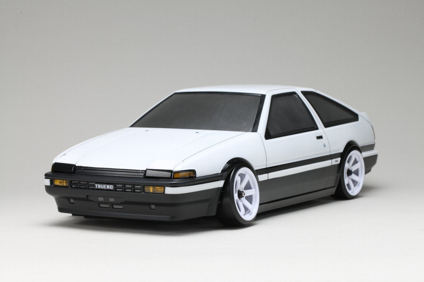 SD-AE86T3B Yokomo Toyota Sprinter Trueno AE86 3-Door Drift Body w/Light Decal (Clear)