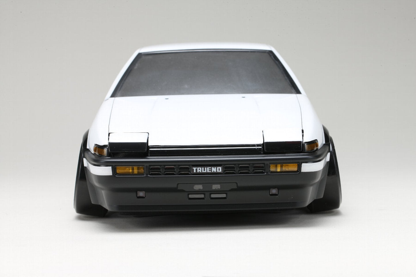 SD-AE86T3B Yokomo Toyota Sprinter Trueno AE86 3-Door Drift Body w/Light Decal (Clear)
