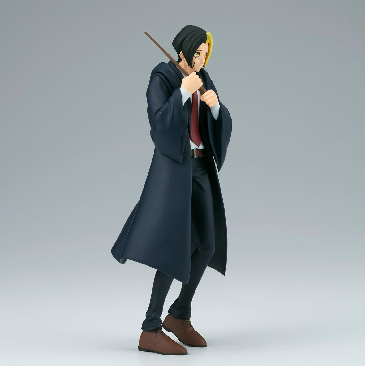 Mashle: Magic and Muscles Finn Ames DXF Statue