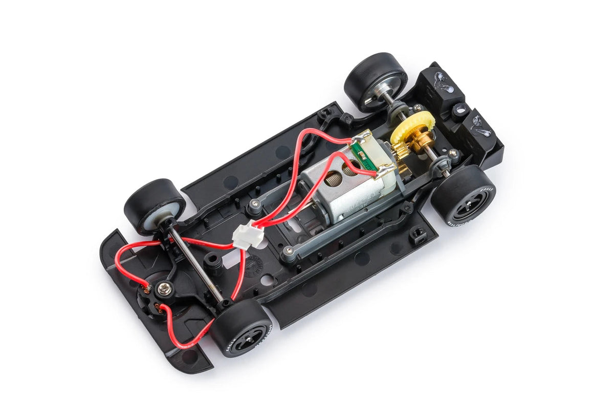 Slot.it Porsche 962C Momo 12h Sebring 1992 1/32 Slot Car SICA52B CA52B