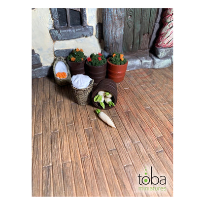 Toba Miniatures 1017 1/12 Scale Parsnips (5)