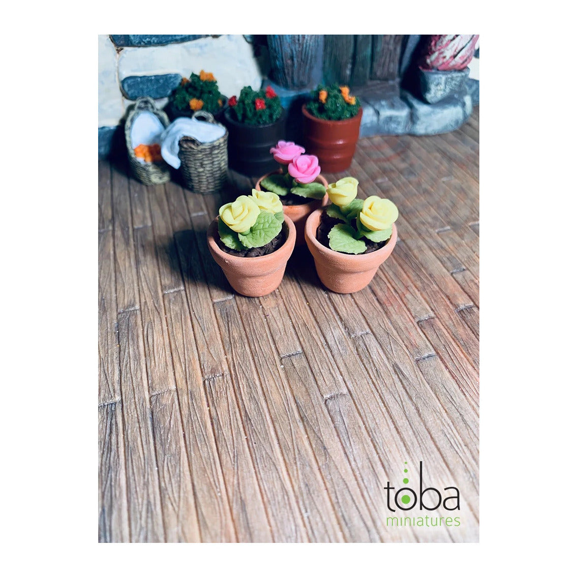 Toba Miniatures 1028 1/12 Scale Flower Pots with Flowers (3)