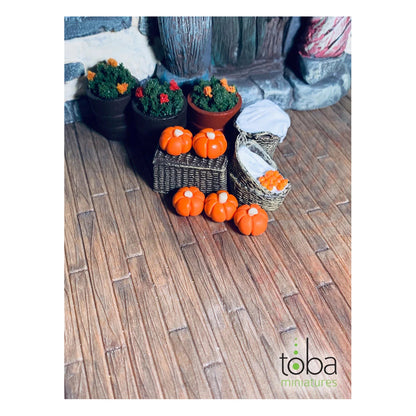 Toba Miniatures 1087 1/12 Scale Pumpkins (5)