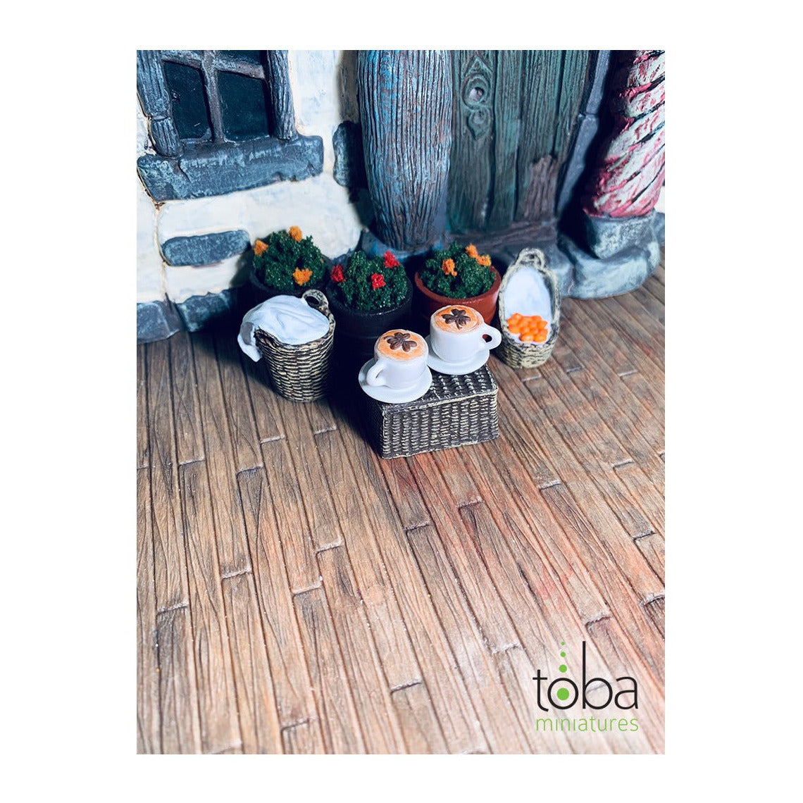Toba Miniatures 1125 1/12 Scale Clover Lattes with Saucers (2)