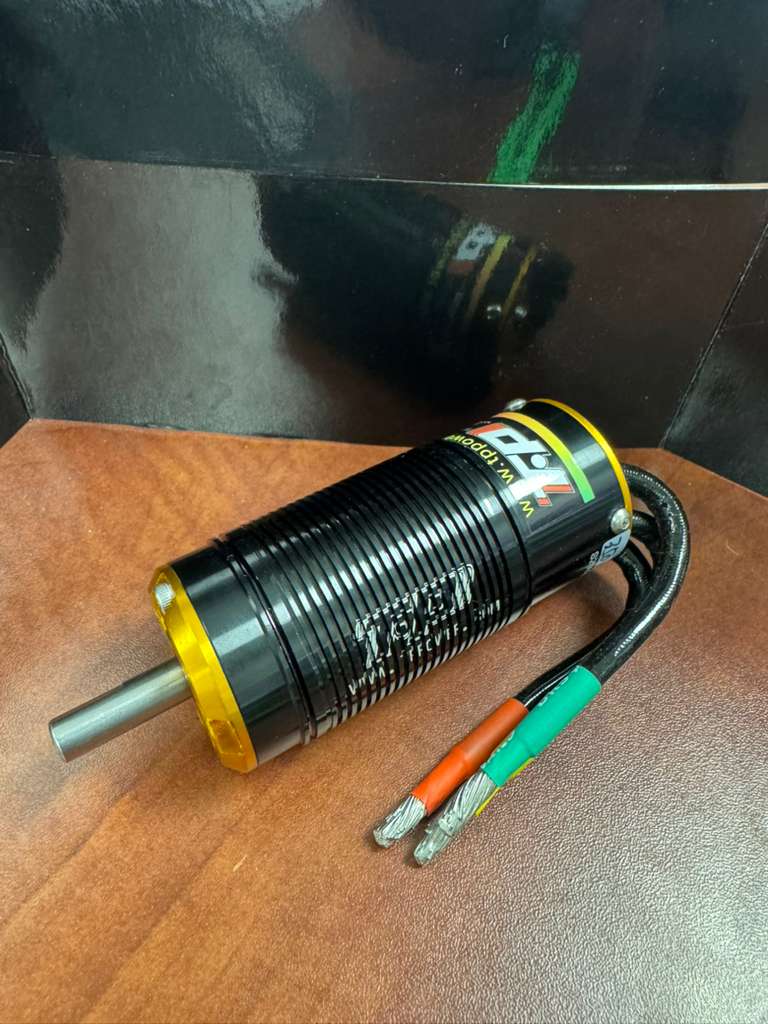 TP POWER 4060CM 2080KV MOTOR Brushless Motor 8MM ( up to 8s )