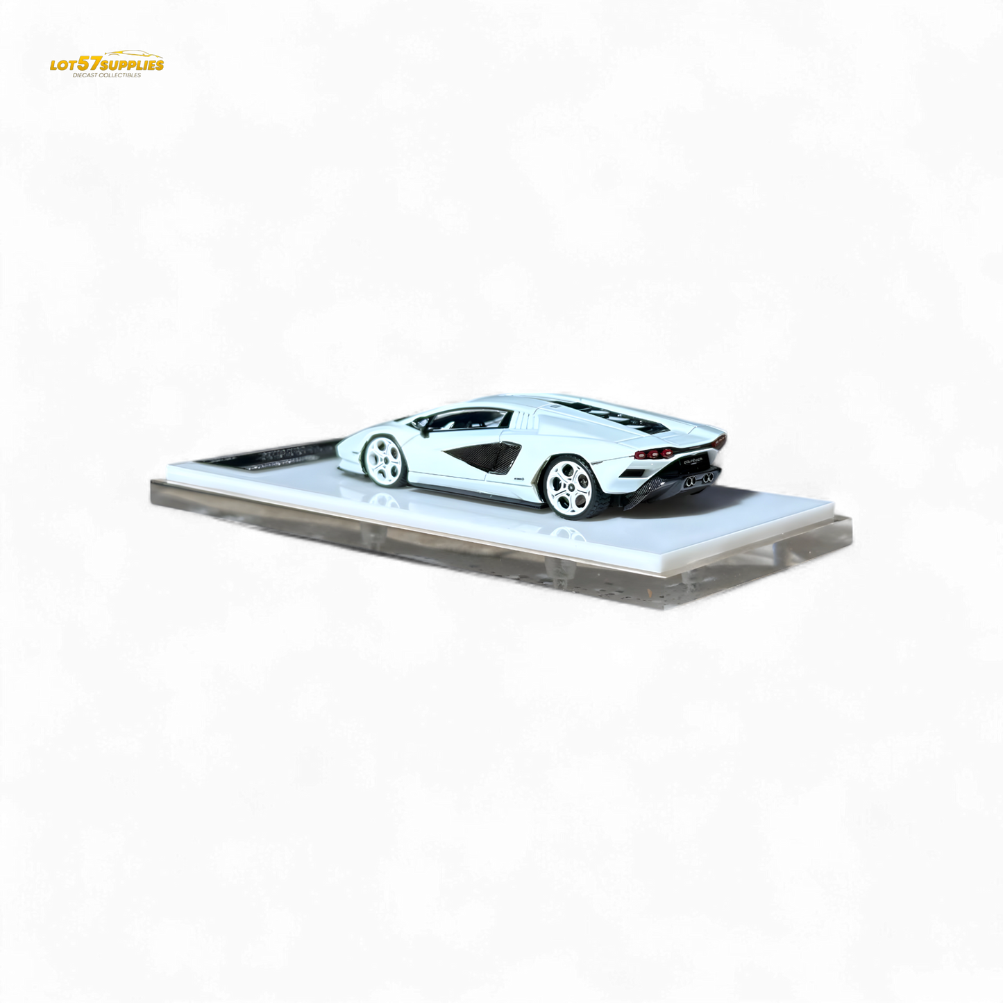 Fuelme Model NEO COUNTACH LPI 800-4 BIANCO SIDERALE 1:64 Resin