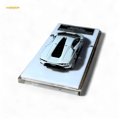 Fuelme Model NEO COUNTACH LPI 800-4 BIANCO SIDERALE 1:64 Resin